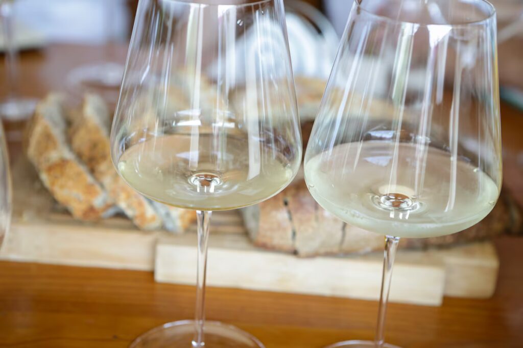 Produção nacional de vinhos brancos cresce com novas regiões e técnicas